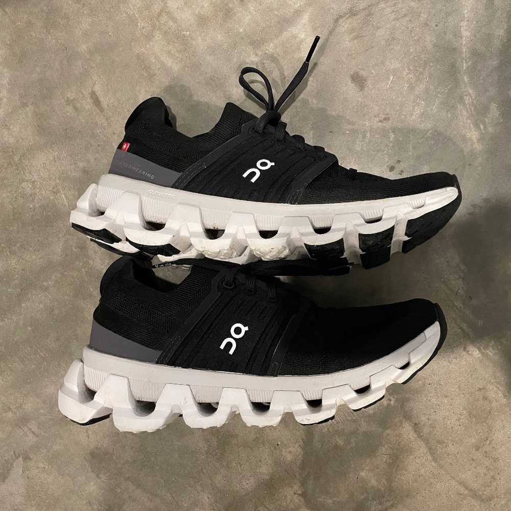 On women Cloudswift 3